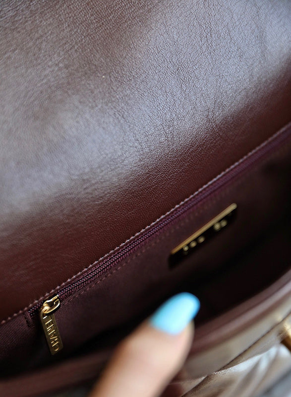 Zivas Charm Effortless Elegance Designer Handbag (Timeless Wardrobe Addition) – Detail View