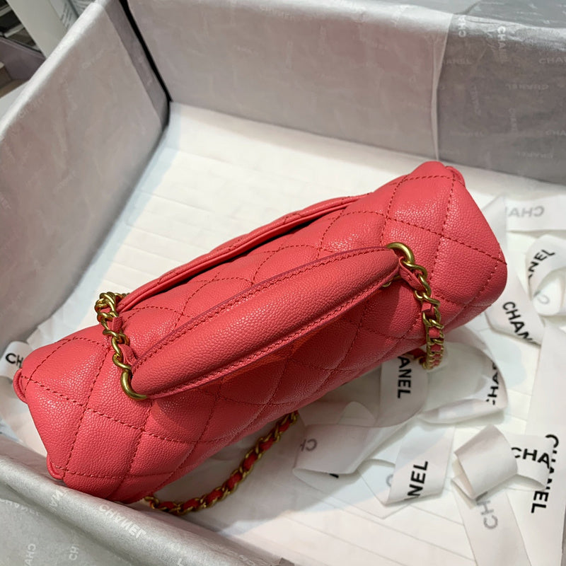  mid purse view 8
