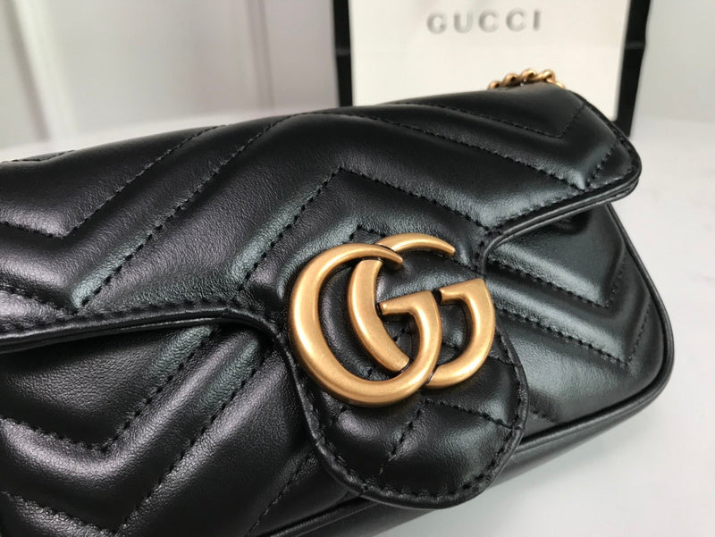 Top view of everyday-luxe polished women's handbag – women's premium purse