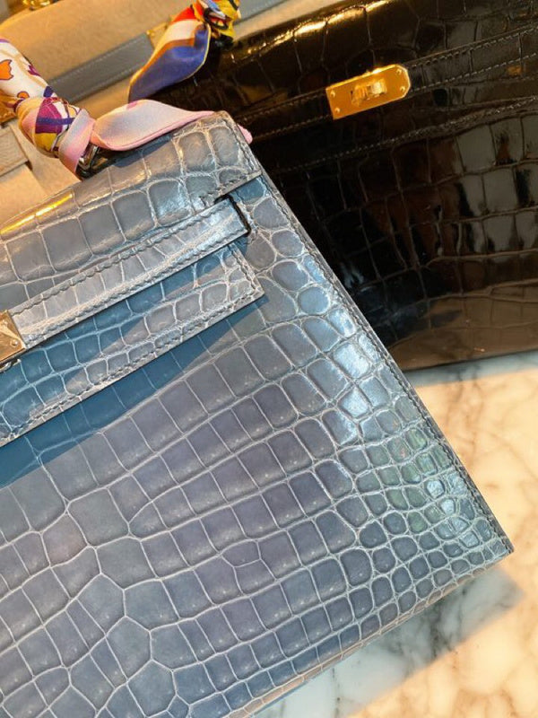 Classic bag women's premium everyday handbag