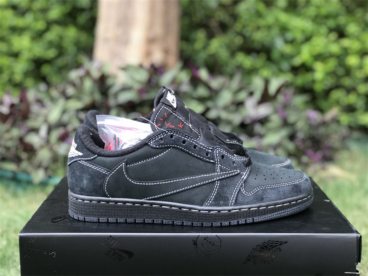 Nike muted earth tones luxury sneakers view 16 retro runner design