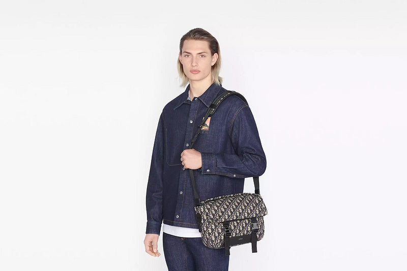 Side profile of structured sleek women's handbag – women's statement bag
