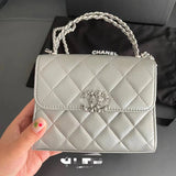  women's handbag, mid design, view 1