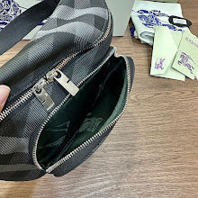 New Premium Women's Shoulder Bag - Designer Luxury Fashion Accessory - NM5629
