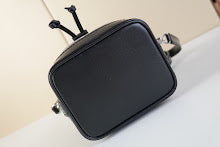 Premium Women's Crossbody Bag - Luxury Designer Fashion Accessory - NM4597