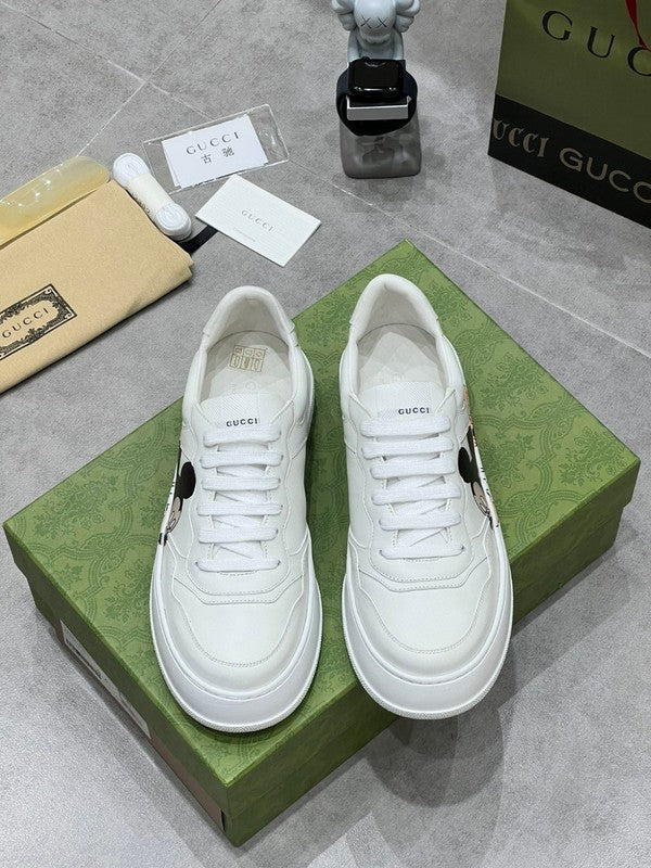 Gucci all-black luxury sneakers view 8 heritage-inspired look
