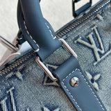  carryall bag interior and compartment view