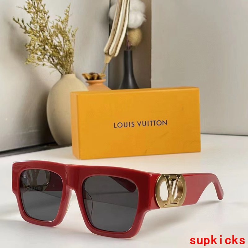 Side view of Louis Vuitton unisex sunglasses