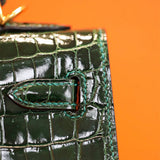  Structured shopper bag front view 19