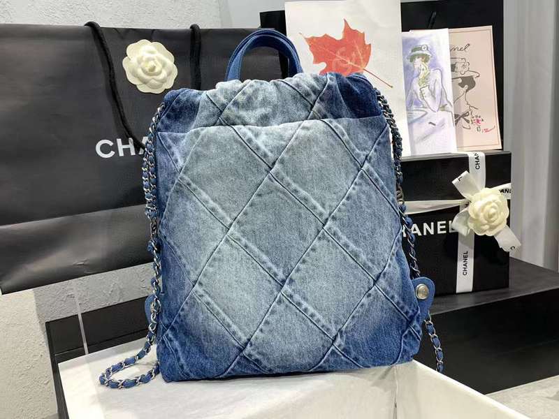 Zivas Charm Classic Sensibility Luxury Handbag (Elevated Accessory Essential) – Lifestyle Shot