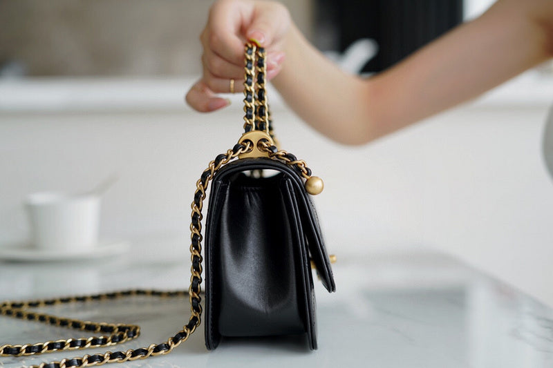  women's handbag, mid design, view 5