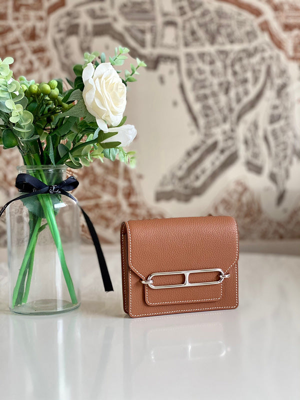 Clean-Lined handbag styled for everyday wear