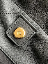 Chic Designer Tote Handbag - Luxury Premium Women's Fashion Bag - NM3484