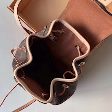 Chic Women's Designer Tote - Luxury Premium Handbag Style - NM4334