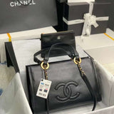Zivas Charm Effortless Elegance Luxury Handbag (Everyday Luxury Essential) – Detail View