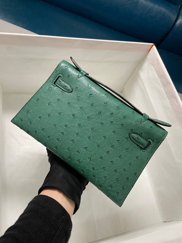 Interior view of modernist premium bag