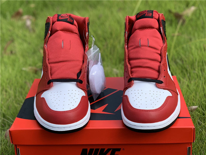 Nike Men's & Women's Premium Low-Top Trainers — Style 133 detail view