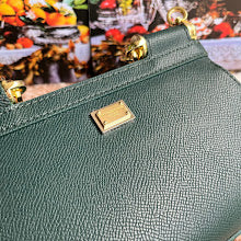 Premium Women's Tote Bag - Luxury Designer Fashion Handbag - NM6770