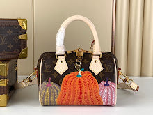 Designer Iconic Tote Handbag - Premium Luxury Women's Fashion - NM4583