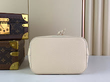 Luxury Monogram Shoulder Bag - Women's Elegant Designer Fashion - NM4976