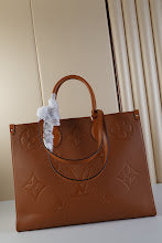 Luxury Designer Shoulder Bag for Women - Premium Fashion Handbag - NM4174