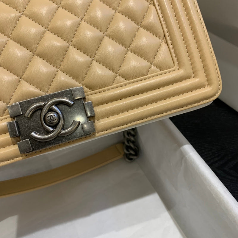  handbag, mid everyday style, image 2