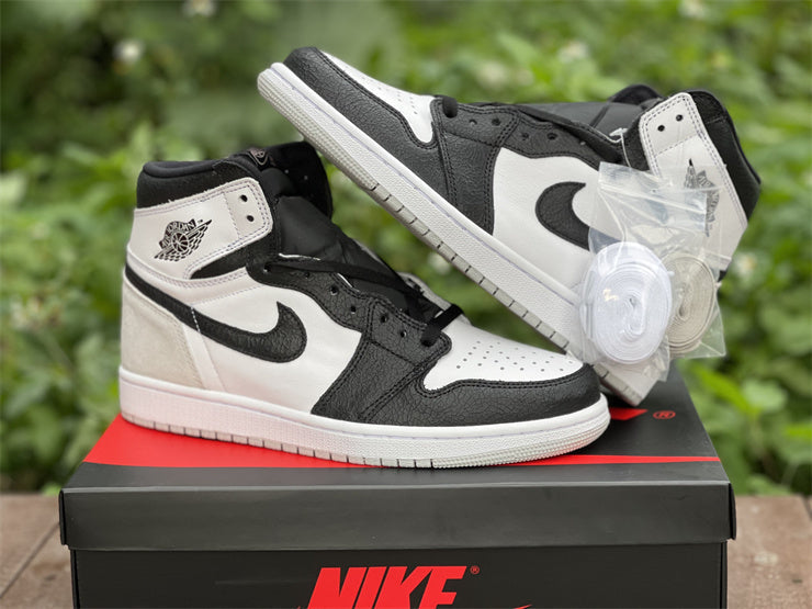 Nike Men's & Women's Iconic Street Trainers — Style 263 side view