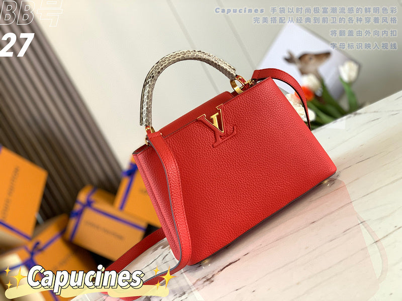 Side profile of sleek modern women's handbag – women's luxury accessory