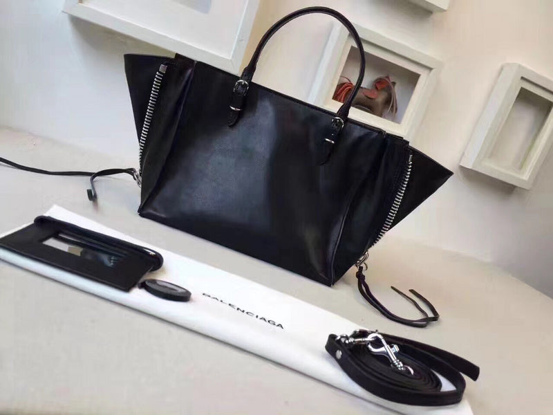 Understated Premium PU Leather Handbag - Statement Silhouette | Women's Statement Accessory #972 - back view (image 4) of designer-inspired handbag
