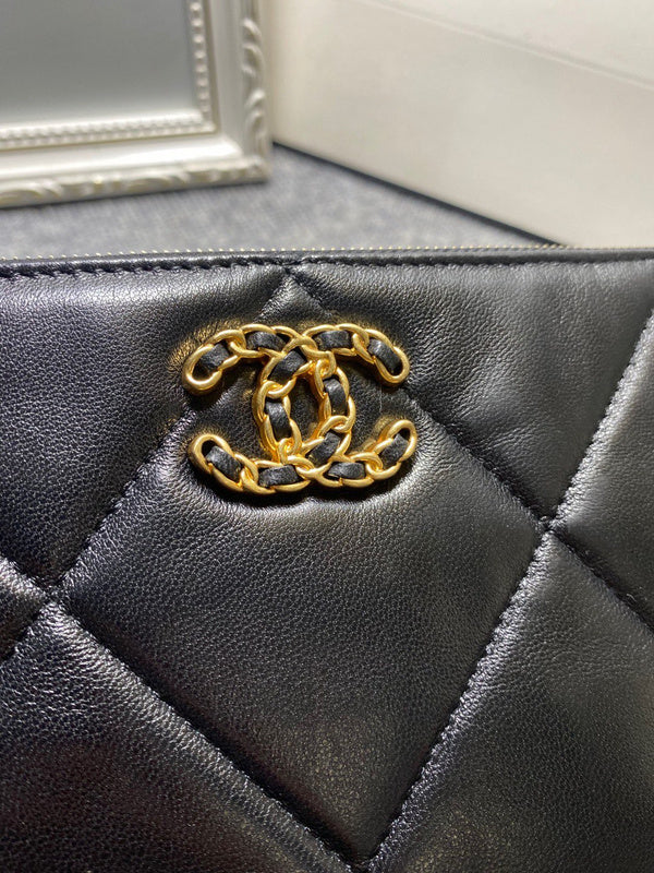  women's handbag, spacious design, view 8
