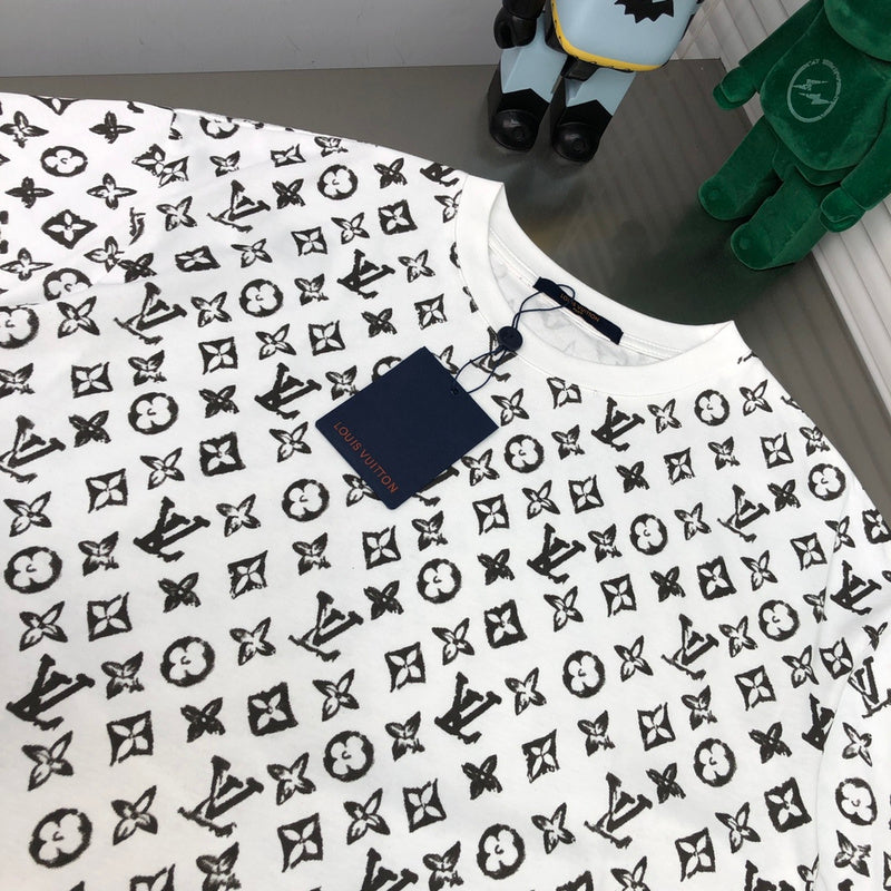 Close-up detail shot of Louis Vuitton cotton t-shirt with tailored silhouette