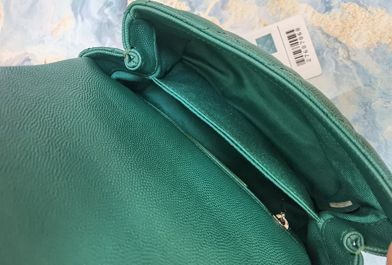  mid purse view 9