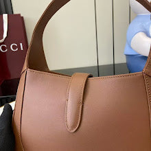 Chic Women's Designer Tote - Luxury Premium Handbag Style - NM3925