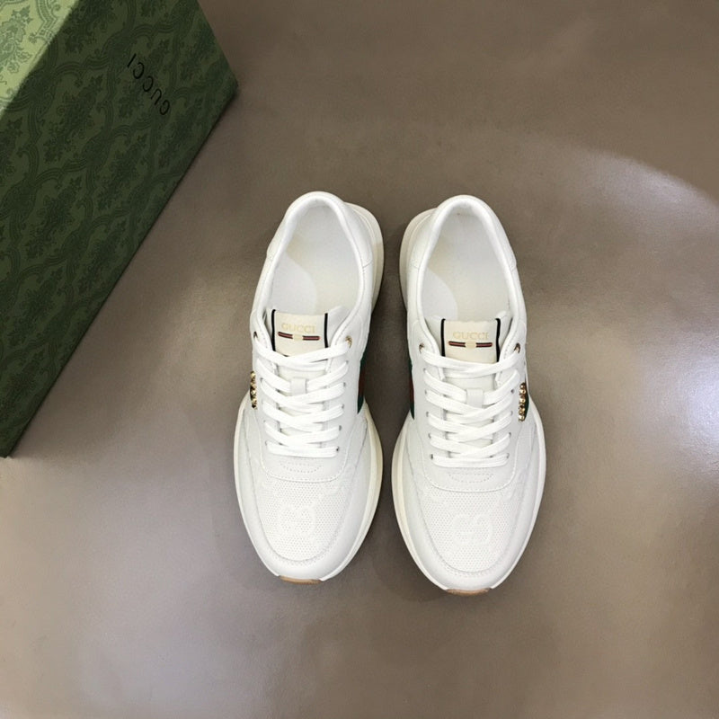 Gucci clean off-white luxury sneakers view 10 padded collar comfort