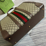Styled lifestyle shot of chic elevated women's handbag – women's everyday handbag