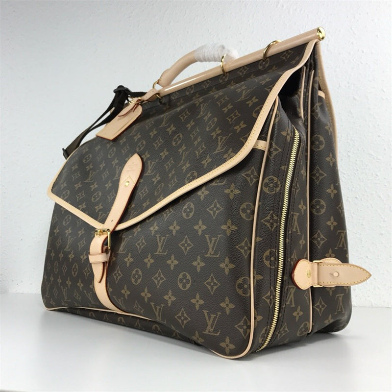  Timeless tote bag carried on shoulder