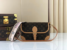 Designer Iconic Tote Handbag - Premium Luxury Women's Fashion - NM4812