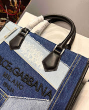 Luxury Monogram Shoulder Bag - Women's Elegant Designer Fashion - NM7030