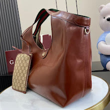 Designer Iconic Tote Handbag - Premium Luxury Women's Fashion - NM4048