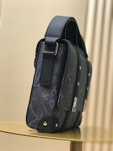 Designer Heritage Shoulder Bag - Premium Luxury Women's Handbag - NM5460