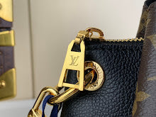 Premium Signature Crossbody - Chic Women's Luxury Designer Bag - NM4571