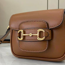 Chic Women's Crossbody Handbag - Luxury Premium Designer Style - NM3952