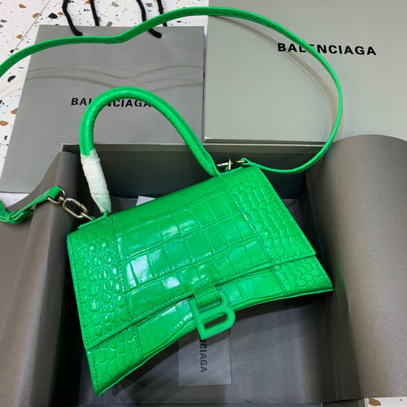 Chic Faux Leather Handbag - Refined Silhouette | Women's Luxury Handbag #546 - side angle view (image 2) of designer-inspired handbag