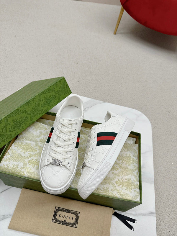 Gucci tonal black luxury sneakers view 5 chunky sole construction