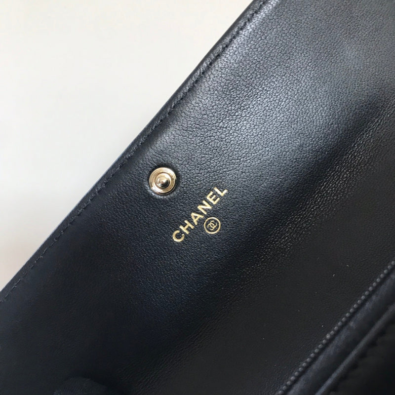 Zivas Charm Elevated Essentials Everyday Handbag (Thoughtfully Structured Design) – Full Silhouette