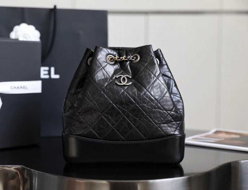  versatile purse view 1