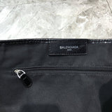 Bold Vegan Leather Handbag - Chic Everyday Appeal | Women's Fashion Handbag #775 - close-up detail shot (image 3) of designer-inspired handbag