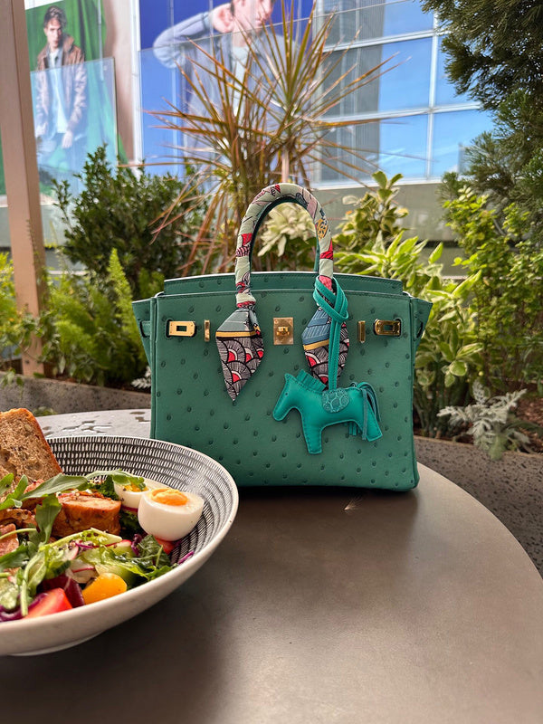 Streamlined handbag styled for everyday wear