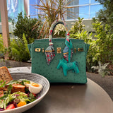Streamlined handbag styled for everyday wear