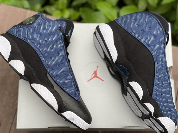 Nike Men's & Women's Signature Luxury Sneakers — Style 228 side view